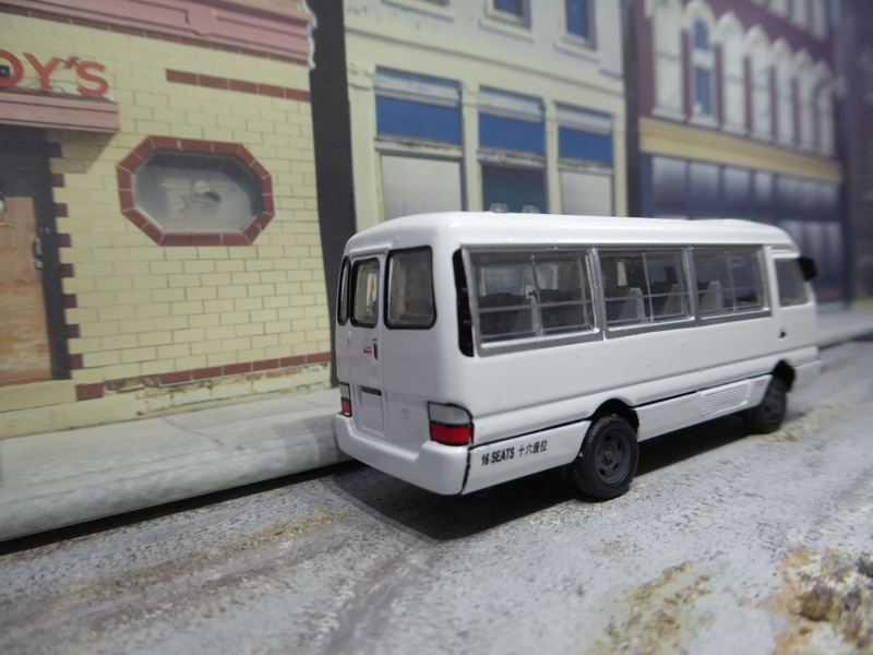 Illustration for article titled Hot Sixty 4th: Land of the Rising Sun-day with a Toyota Coaster